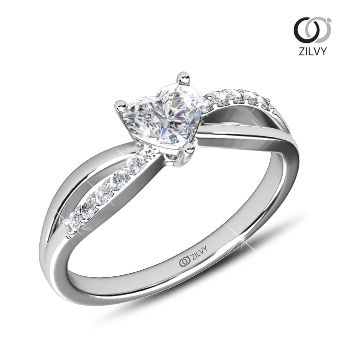 แหวนเพชร Amelie Twist