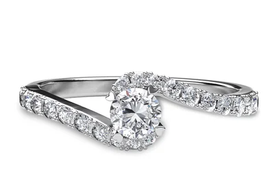 แหวนเพชรผู้หญิง รุ่น GR283 - มุมบน