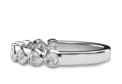 แหวนเพชรผู้หญิง รุ่น GR297 - มุมข้าง