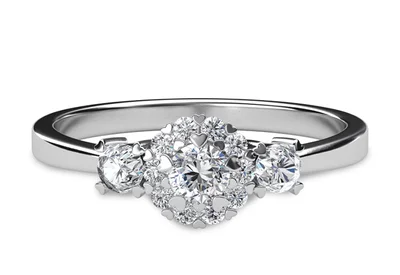 แหวนเพชรผู้หญิง รุ่น GR317 - มุมบน