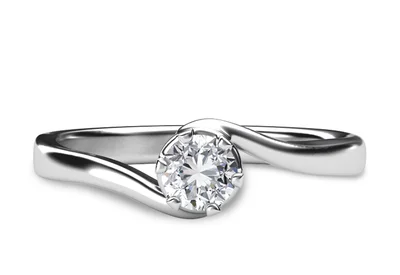 แหวนเพชรผู้หญิง รุ่น GR322 - มุมบน