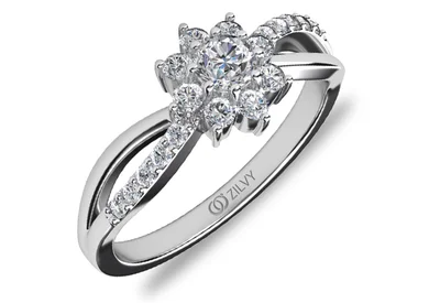 แหวนเพชรผู้หญิง รุ่น GR349 - ภาพเต็ม