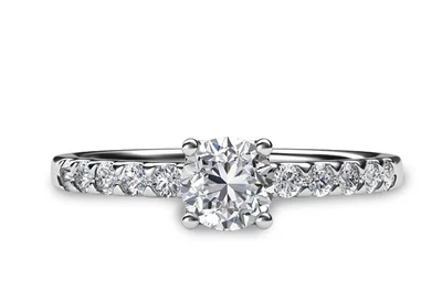 แหวนเพชรผู้หญิง รุ่น GR380 - มุมบน