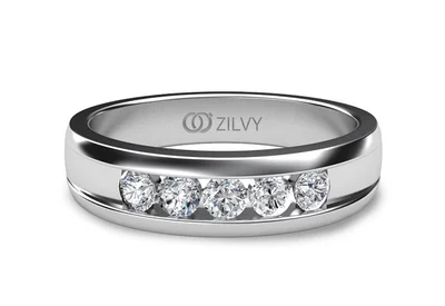 แหวนเพชรผู้หญิง รุ่น GR382 - มุมบน