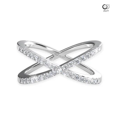 แหวนเพชรผู้หญิง รุ่น GR548 - มุมบน