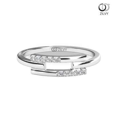 แหวนเพชรผู้หญิง รุ่น GR799 - มุมบน