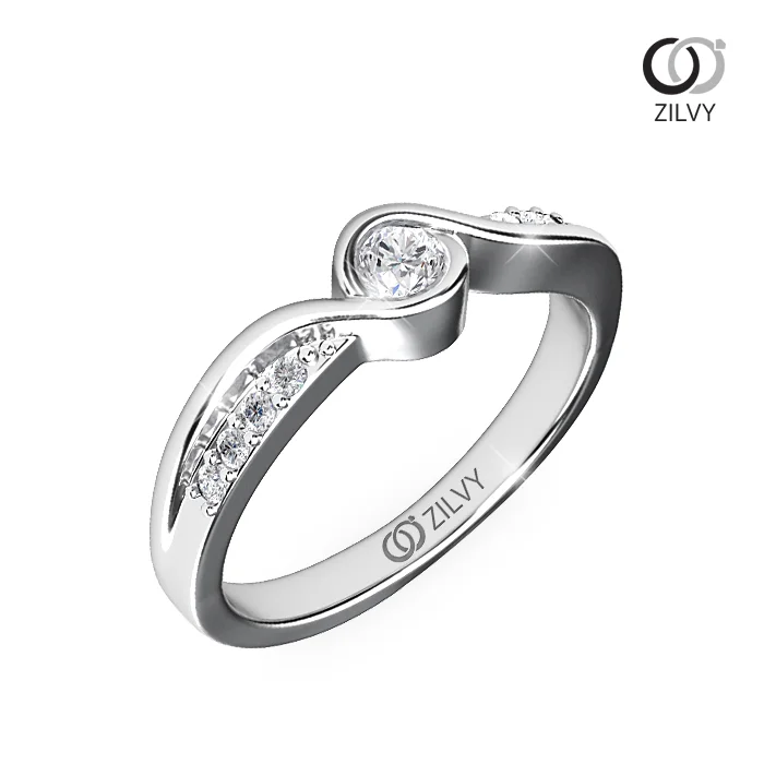 แหวนเพชร Magnolia Flanked