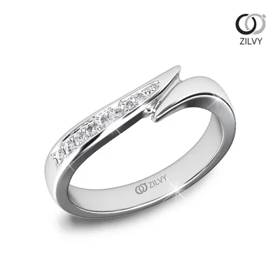 แหวนเพชรผู้หญิง รุ่น GR905 - ภาพเต็ม