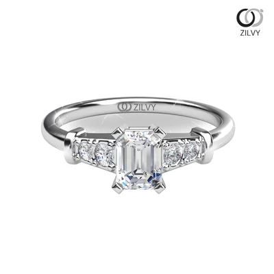 แหวนเพชรผู้หญิง รุ่น GR934 - มุมบน