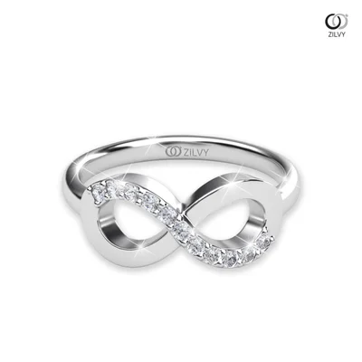 แหวนเพชรผู้หญิง รุ่น GR946 - มุมบน