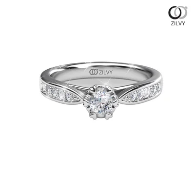 แหวนเพชรผู้หญิง รุ่น GR948 - มุมบน